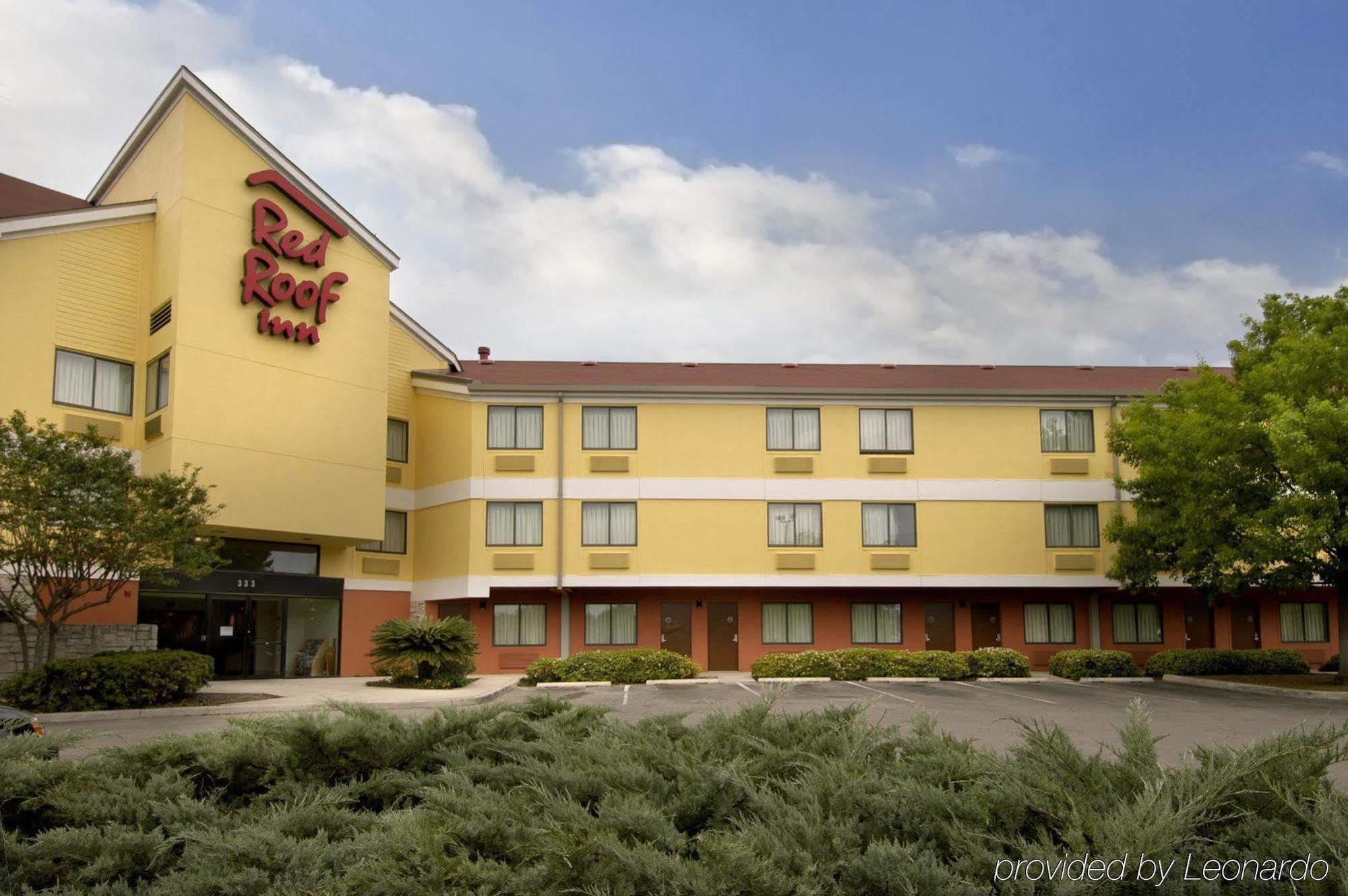 Red Roof Inn San Antonio Airport Exterior photo